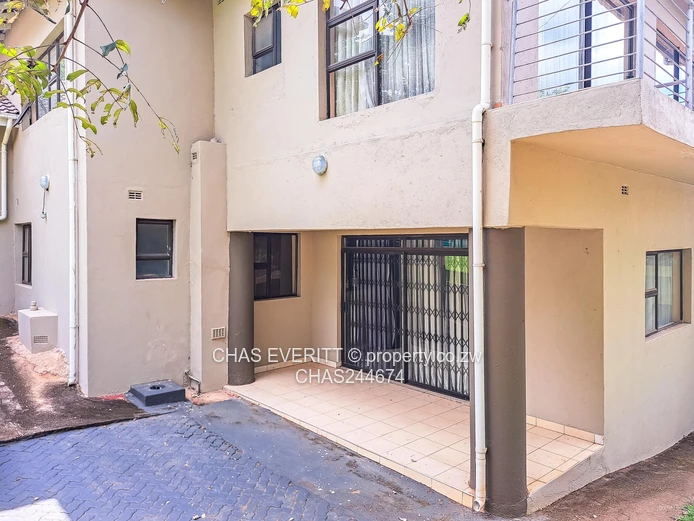 4-Bed Double Storey House To Let In Helensvale