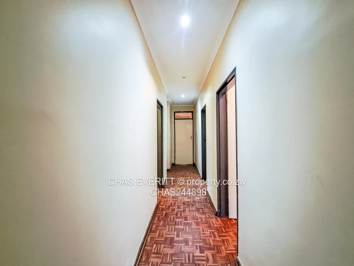 Four Bedroomed House In Greystone Park 