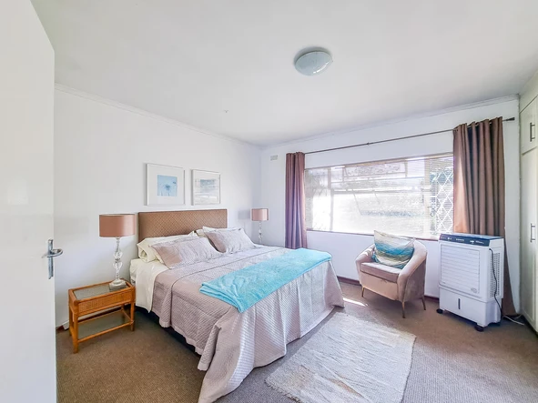 2 Bedroom Garden Flat