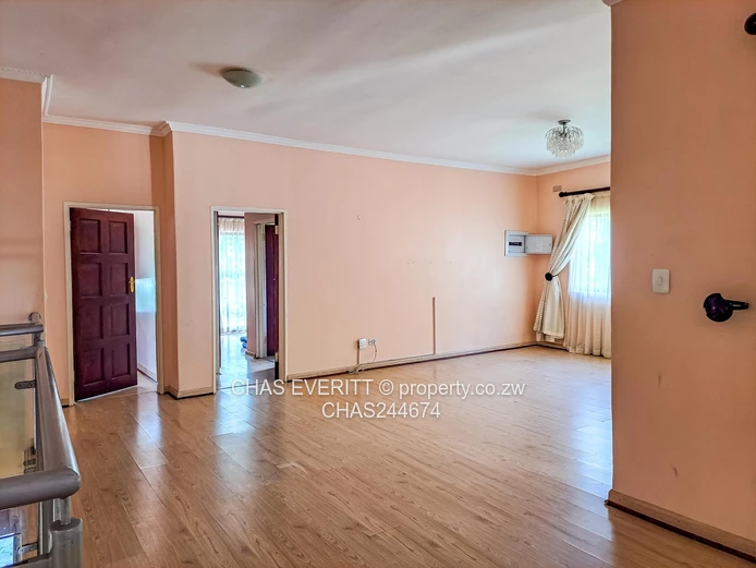 4-Bed Double Storey House To Let In Helensvale