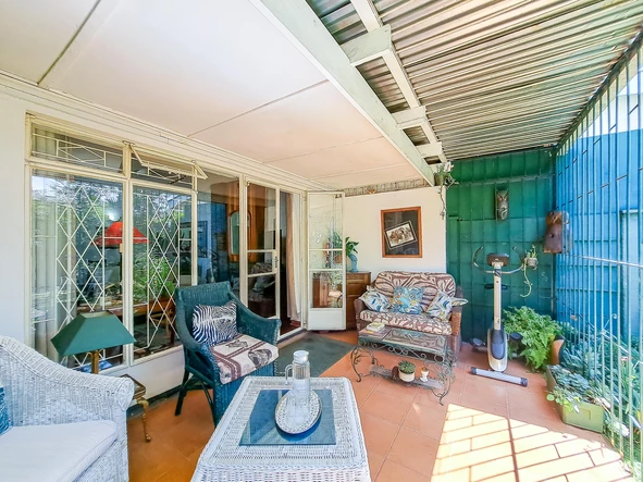 2 Bedroom Garden Flat