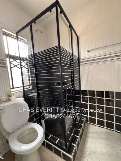 4 Bed Cottage To Let In Pomona