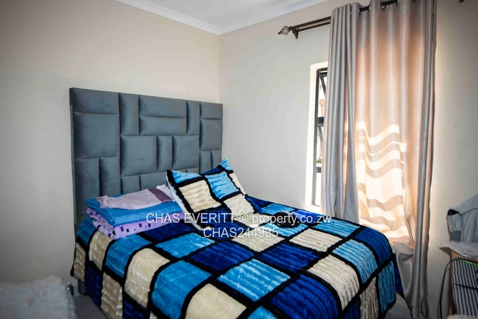 3 bedroom garden flat for sale in Marlborough 