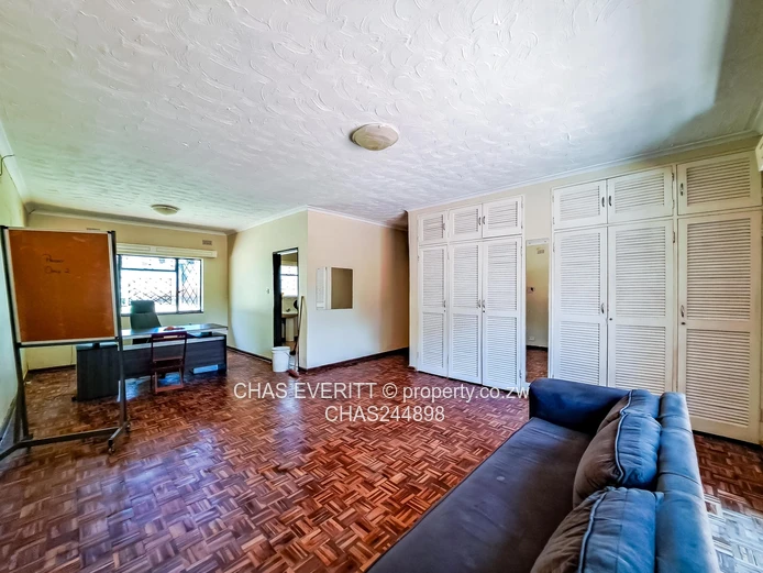 Four Bedroomed House In Greystone Park 