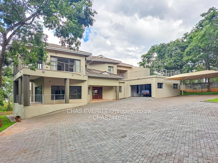 4-Bed Double Storey House To Let In Helensvale