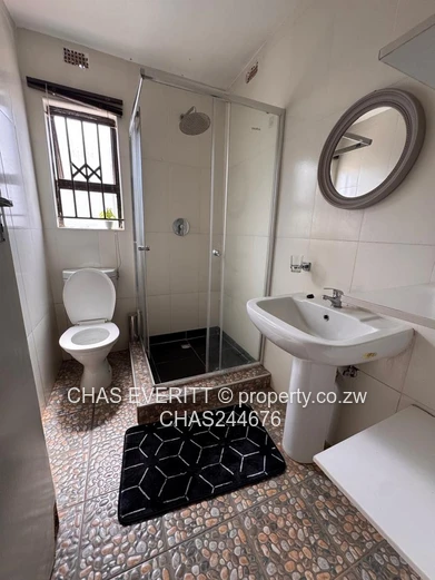 4 Bed Cottage To Let In Pomona